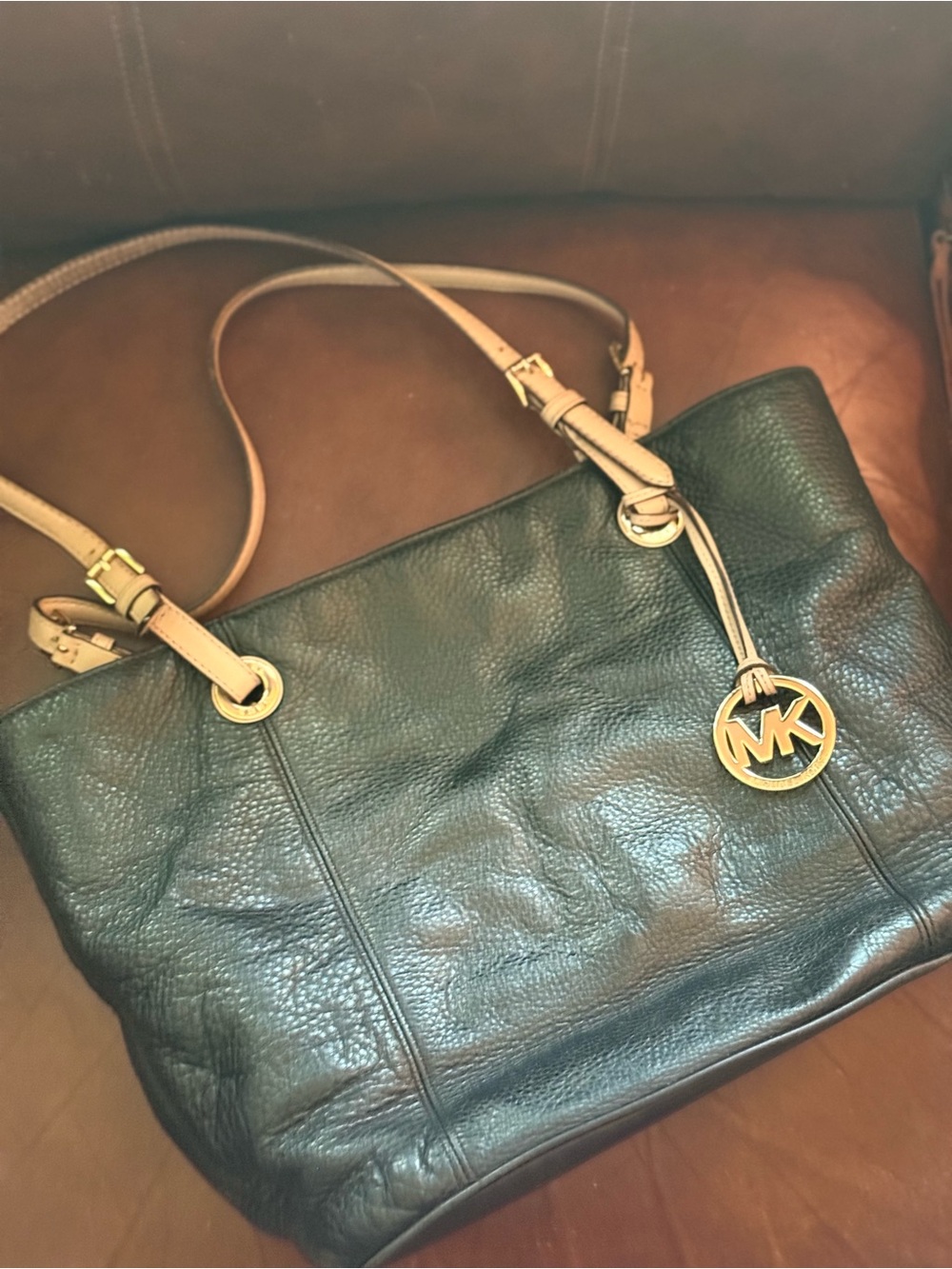 Michael Kors Bedford Black Pebbled Leather Tote Bag Excellent Condition